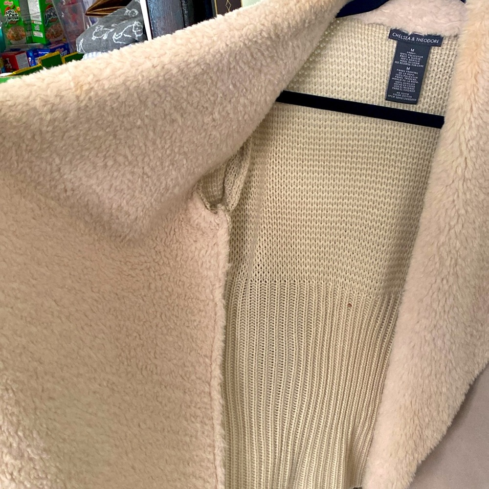 Chelsea & Theodore Faux Fur Wrap Cream Knit - Picture 5 of 16